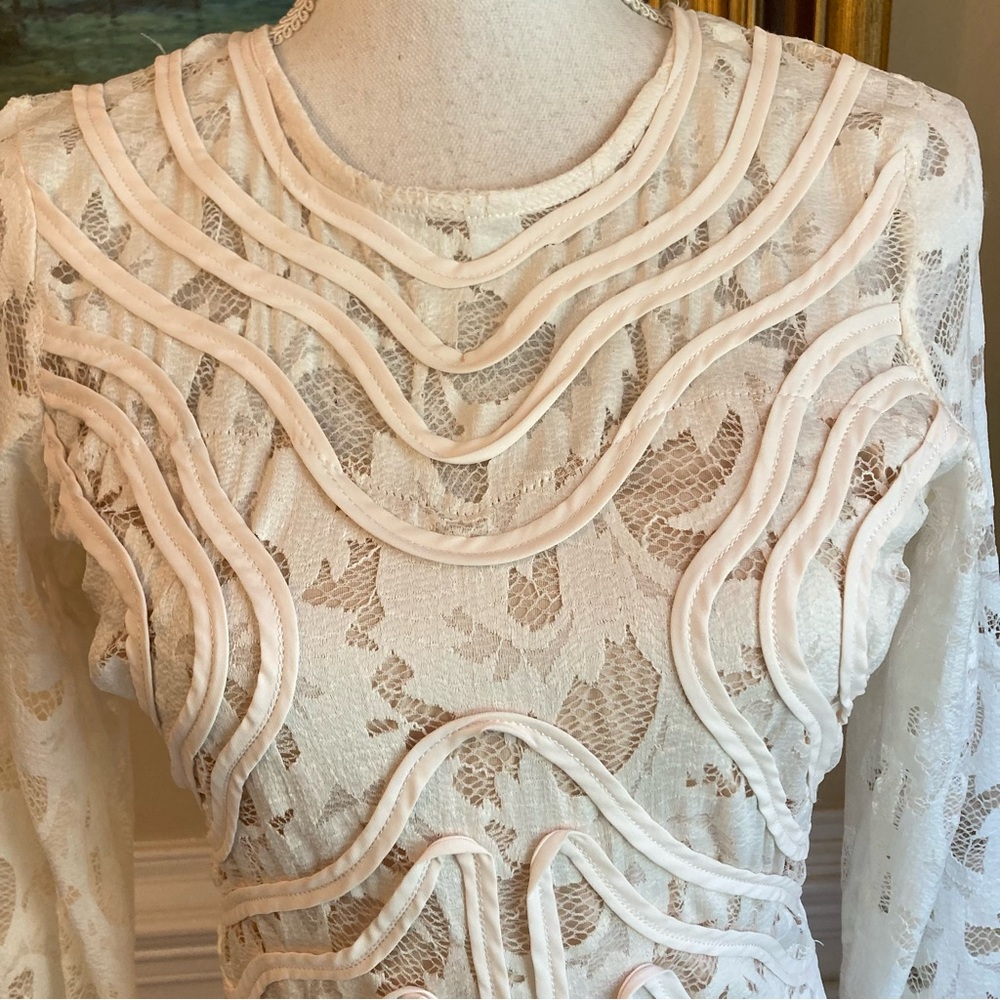 H&M Cream Lace Open Back Long Sleeve Maxi Dress NWT - Picture 5 of 15